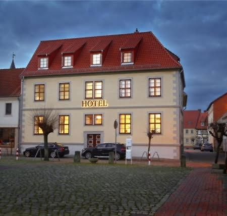 Hotel Am Markt Oebisfelde 외부 사진